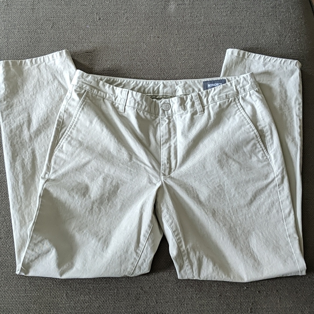 Bonobos Slim Fit Chinos (Light Khaki)